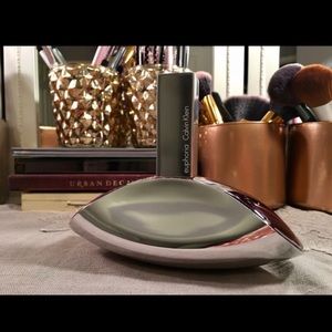 Like New Women’s Calvin Klein Euphoria Parfum